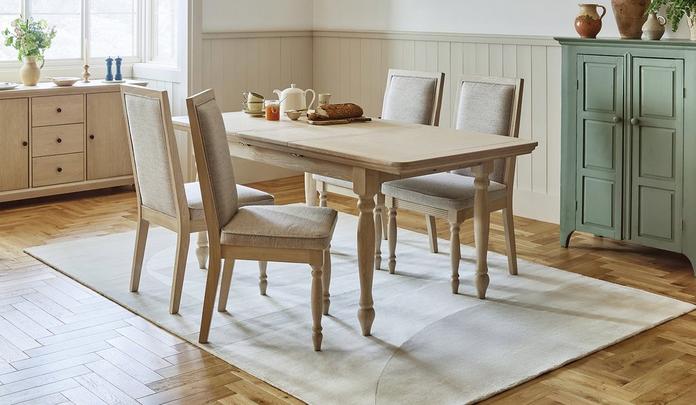 Newsham dining set