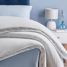 Guest bed buying guide with bedding