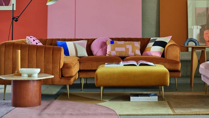 5 vintage home decor styles with enchanted sofa