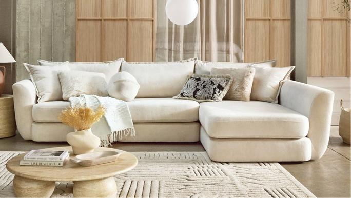 The Platinum Collection Alani chaise corner sofa