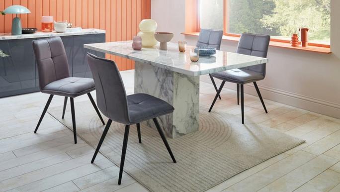 dining room decor with tulle dining set