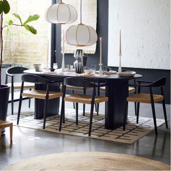 How Britain hosts at home dining furniture