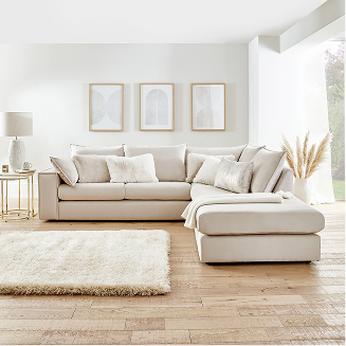 White living room ideas velvet sofas