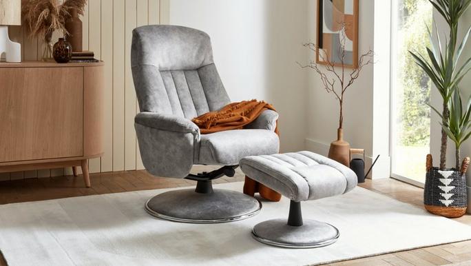 Swivel for store recliner chair