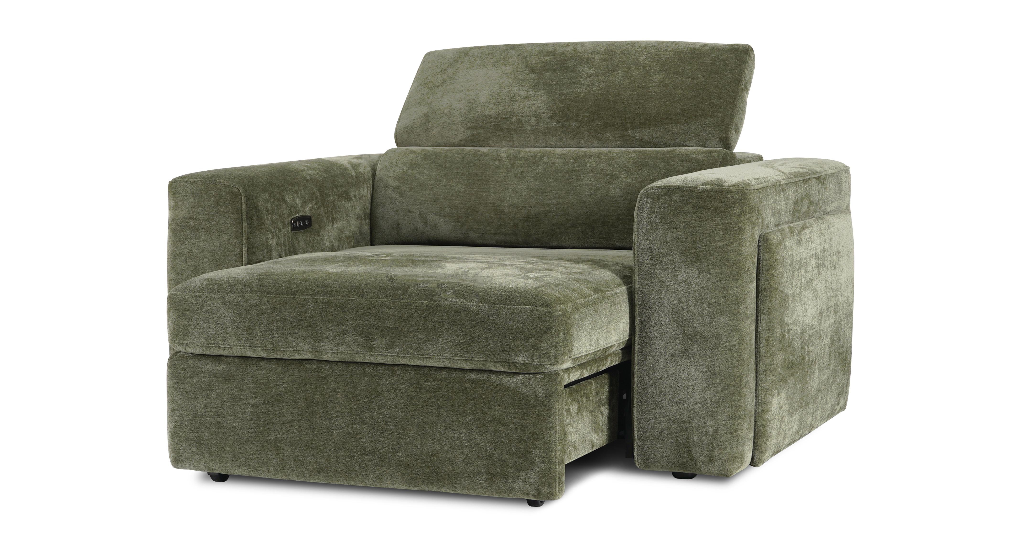 Adalee Motion Chair in Eris Pine