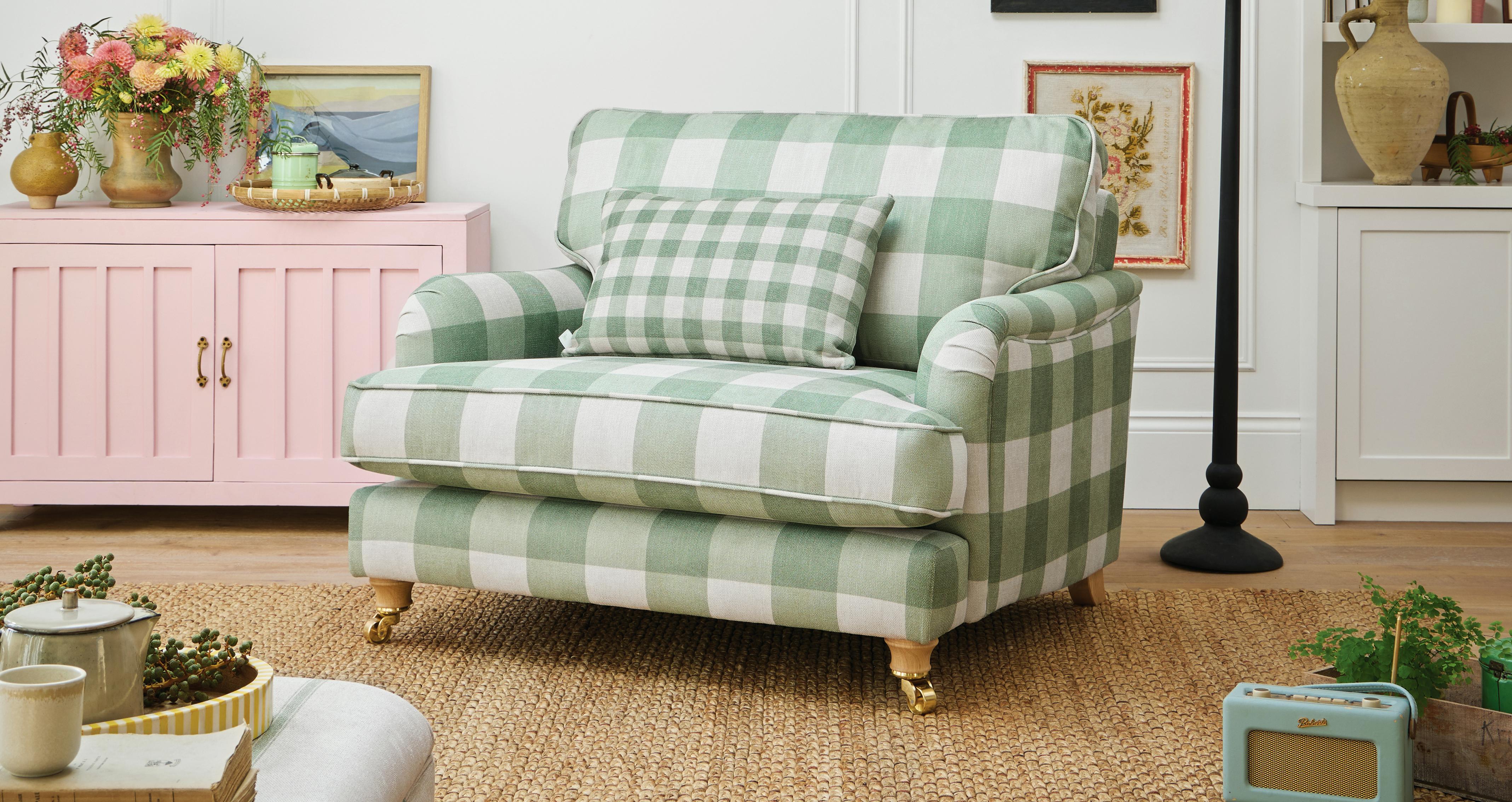 arundel_1g_viewroomset