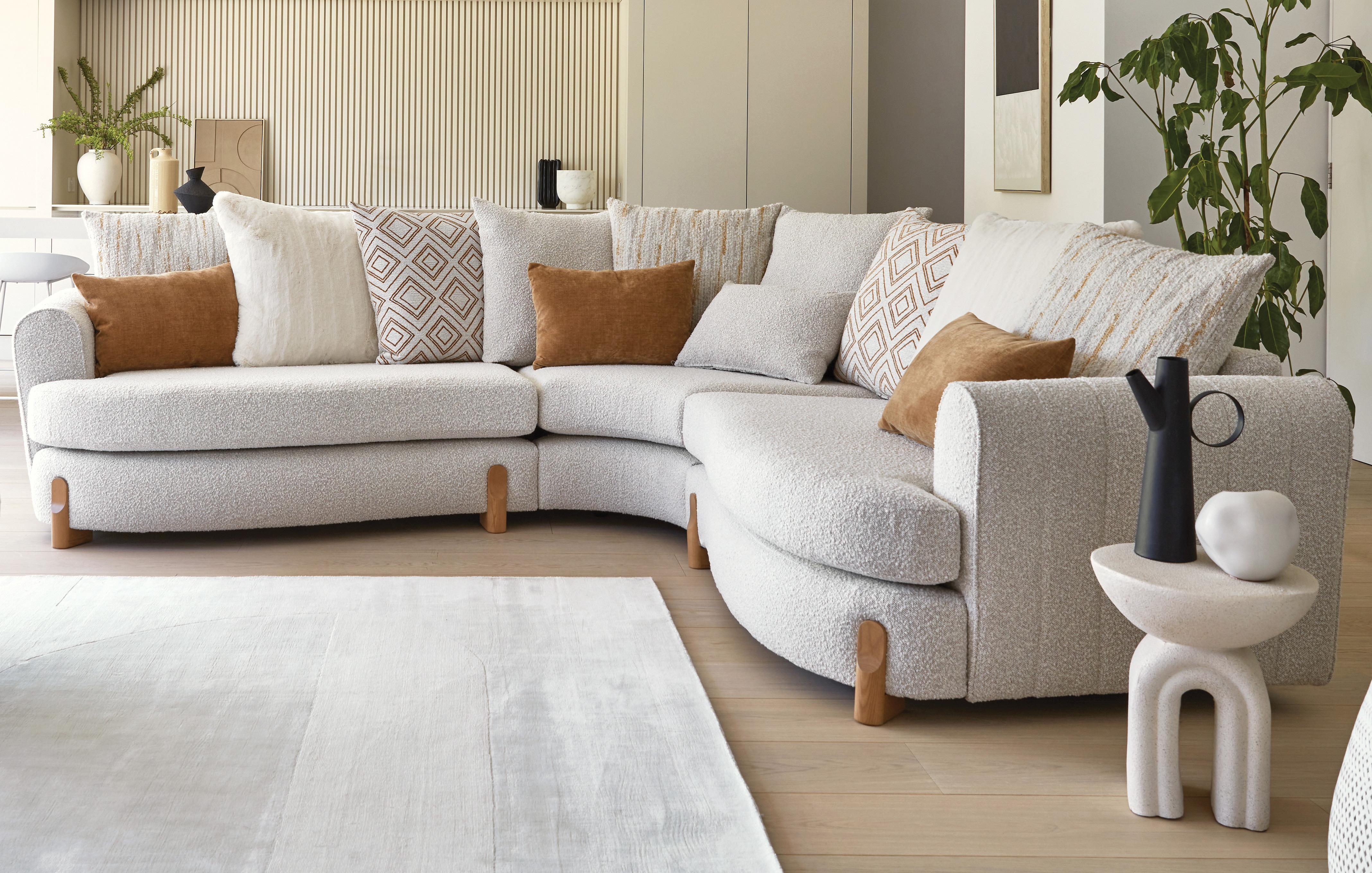 Dfs cream clearance sofa