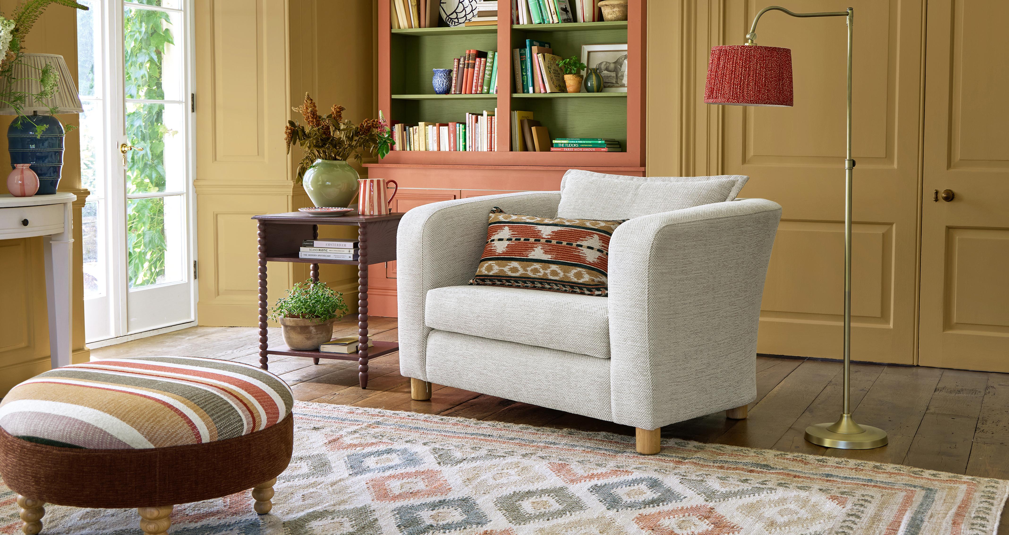 Braybrooke Cuddler Chair in Braybrooke Herringbone Natural with Oak feet