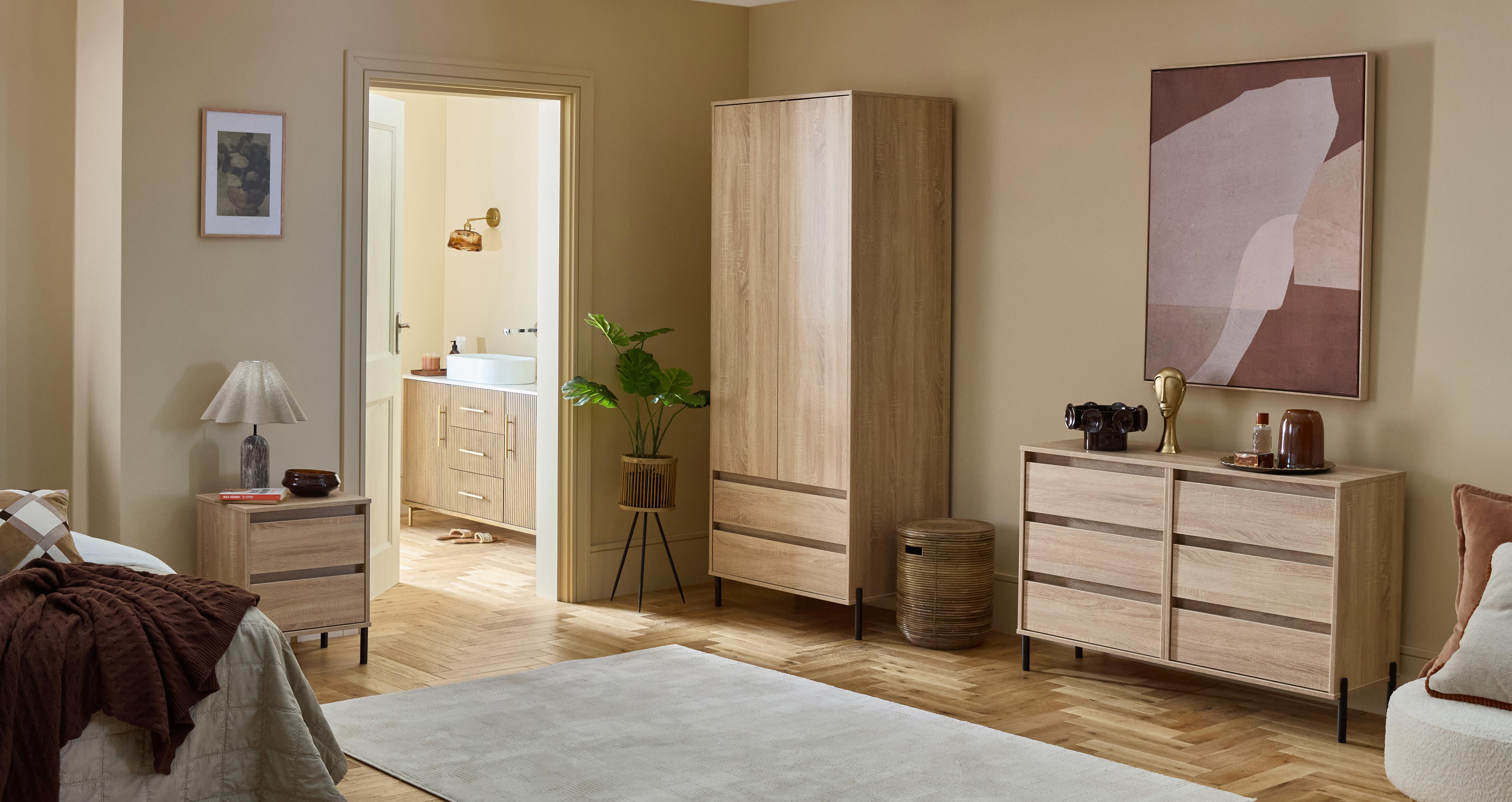 Brookes 5 Drawer Chest in Brookes Bardolino