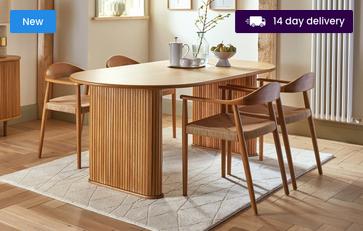 Dining Table and 4 Chairs Oak