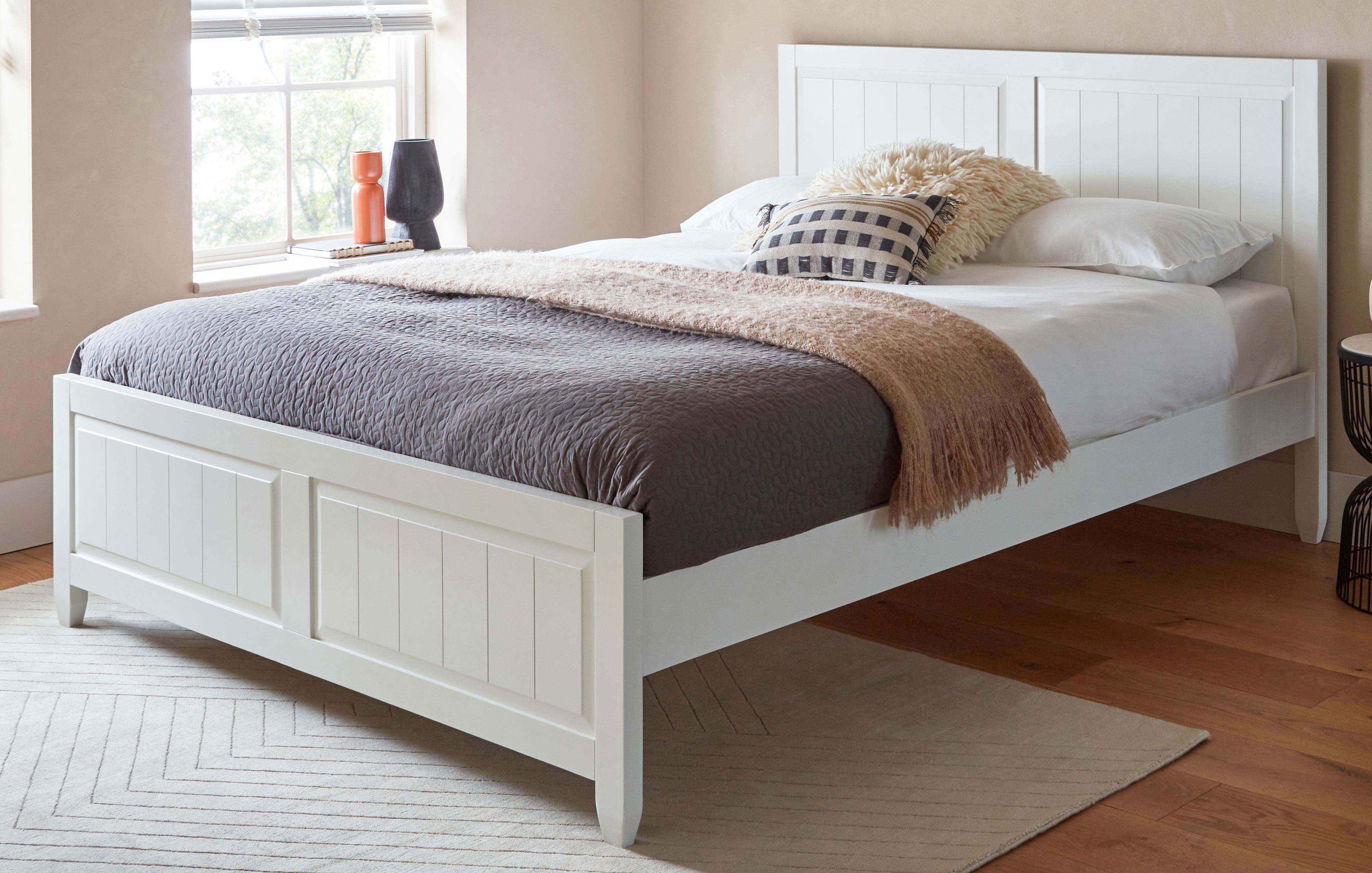 Dfs single outlet bed