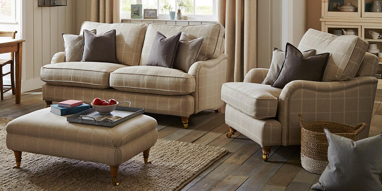 Classic and traditional sofas