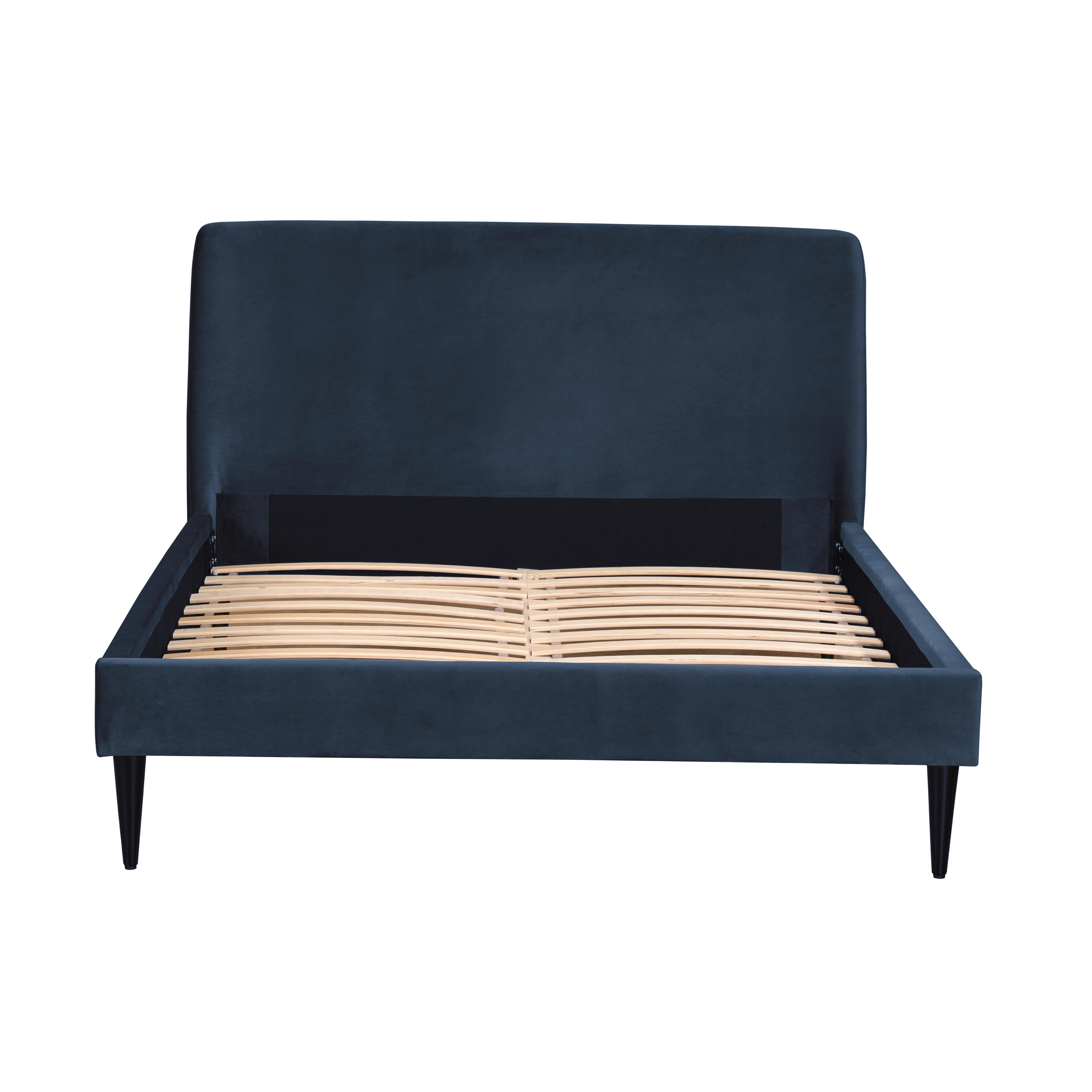 comidabedroom_da_comidabluevelvet_blue_view3