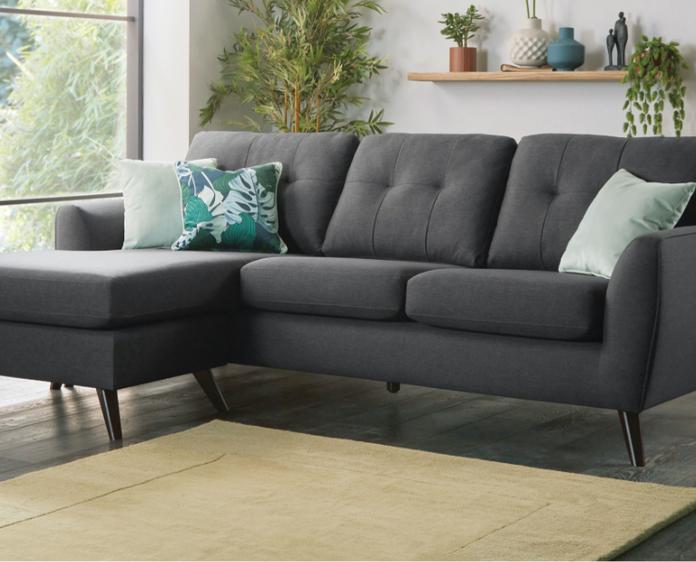 Dfs store unwind sofa