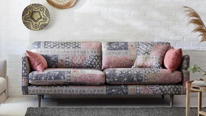 Dfs deals floral sofa