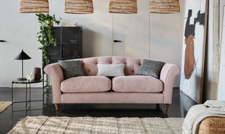 Guide to Buying a Chesterfield Sofa DFS