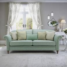 implementing cottage decor with the country living woodstock sofa