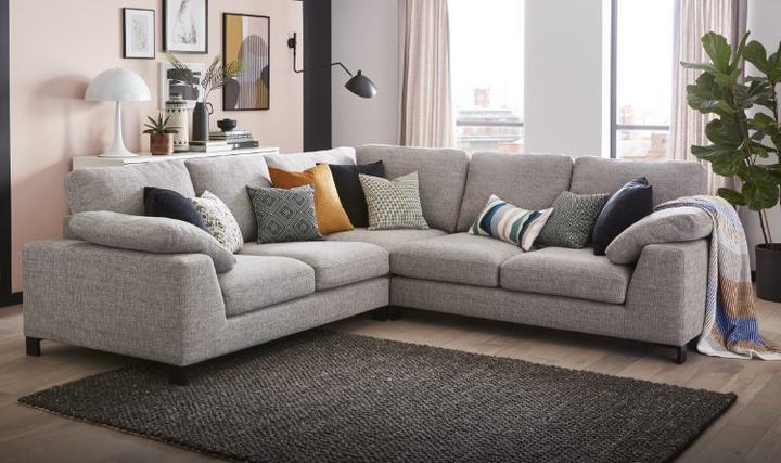 choosing a living room colour scheme with euphoria sofa