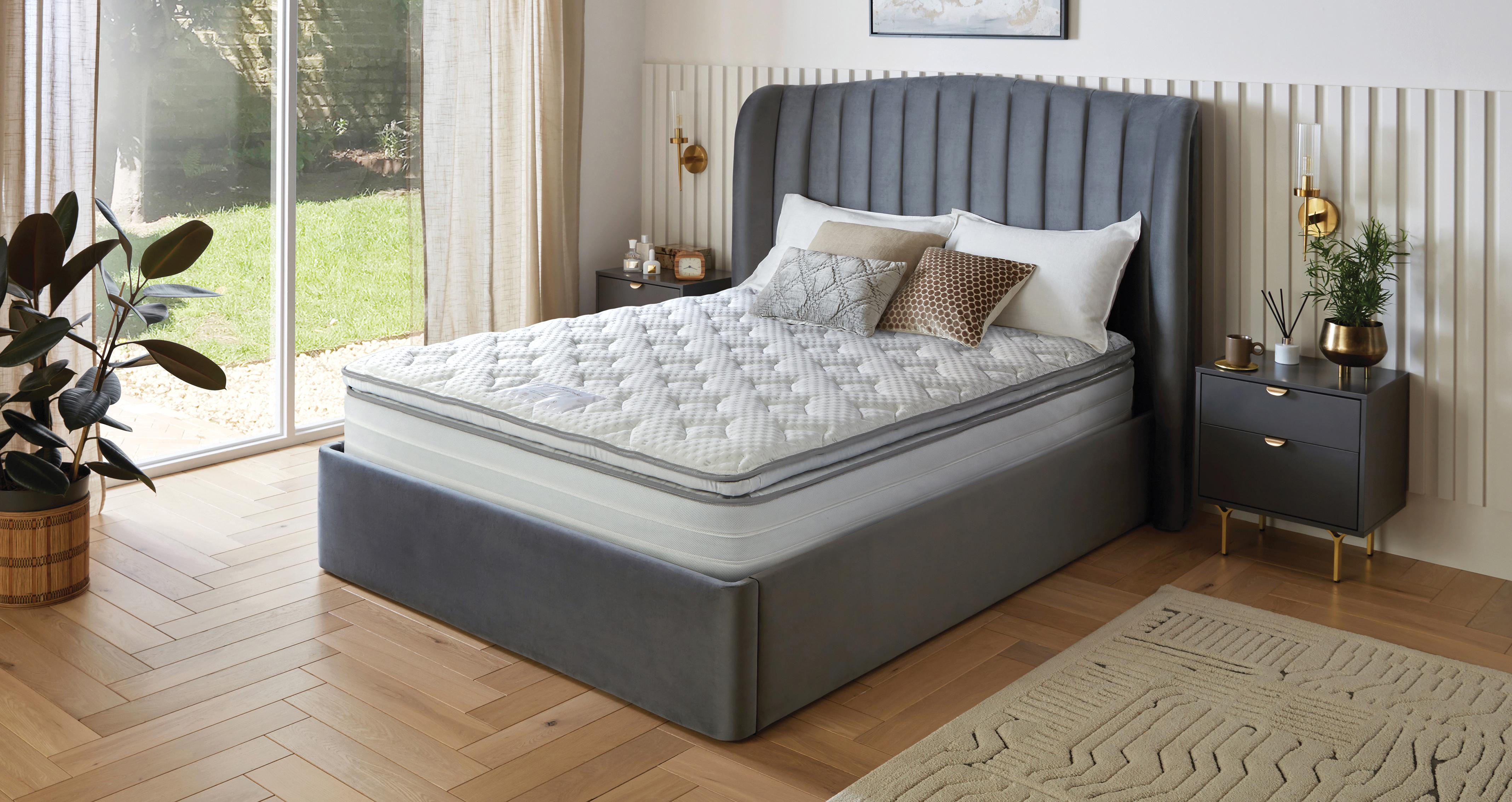 coolcomfort2000pocketpillowtopmattress_md_viewroomset