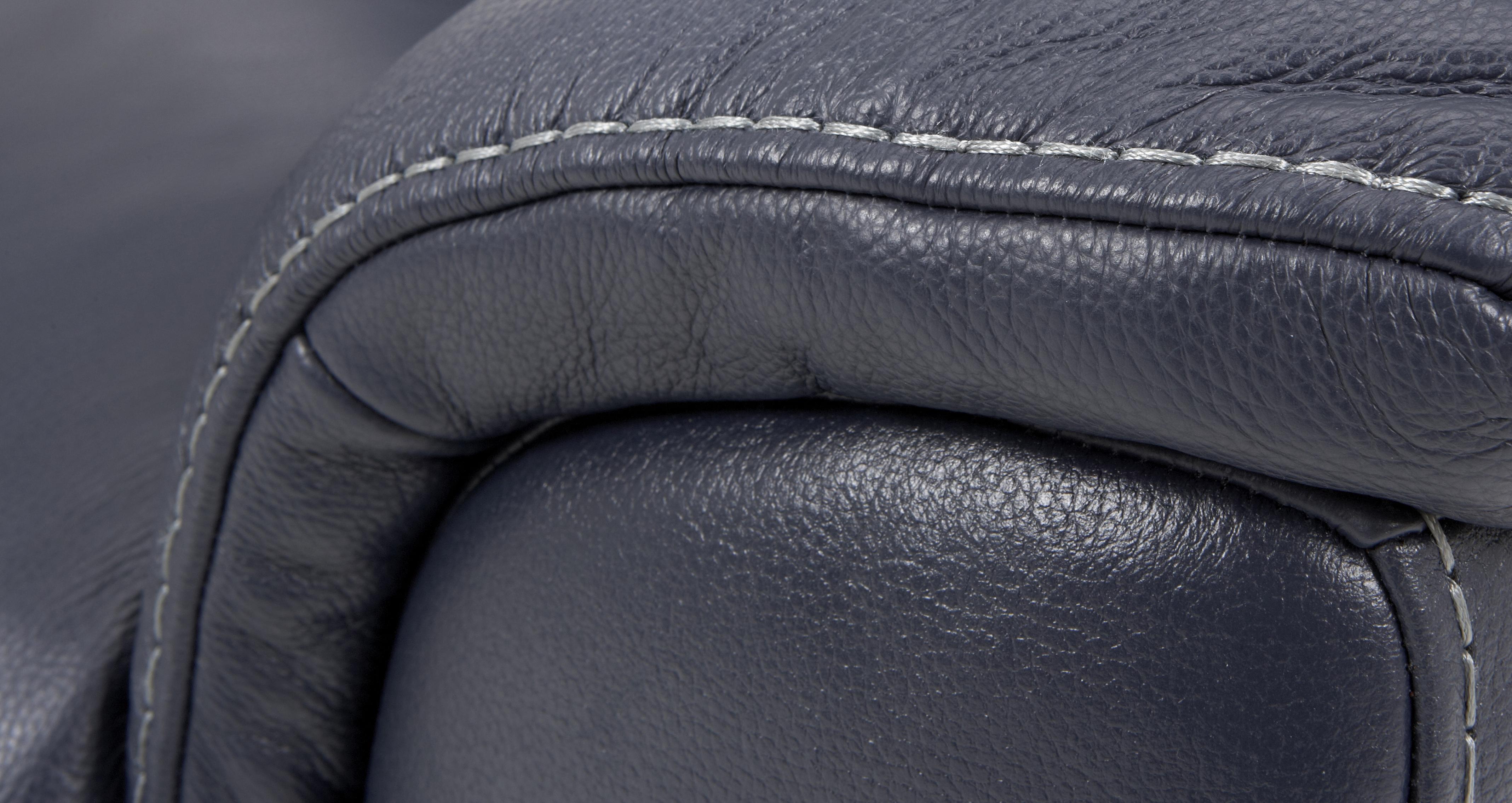 director_ec_newclubcontrast_bluecontrast_view4