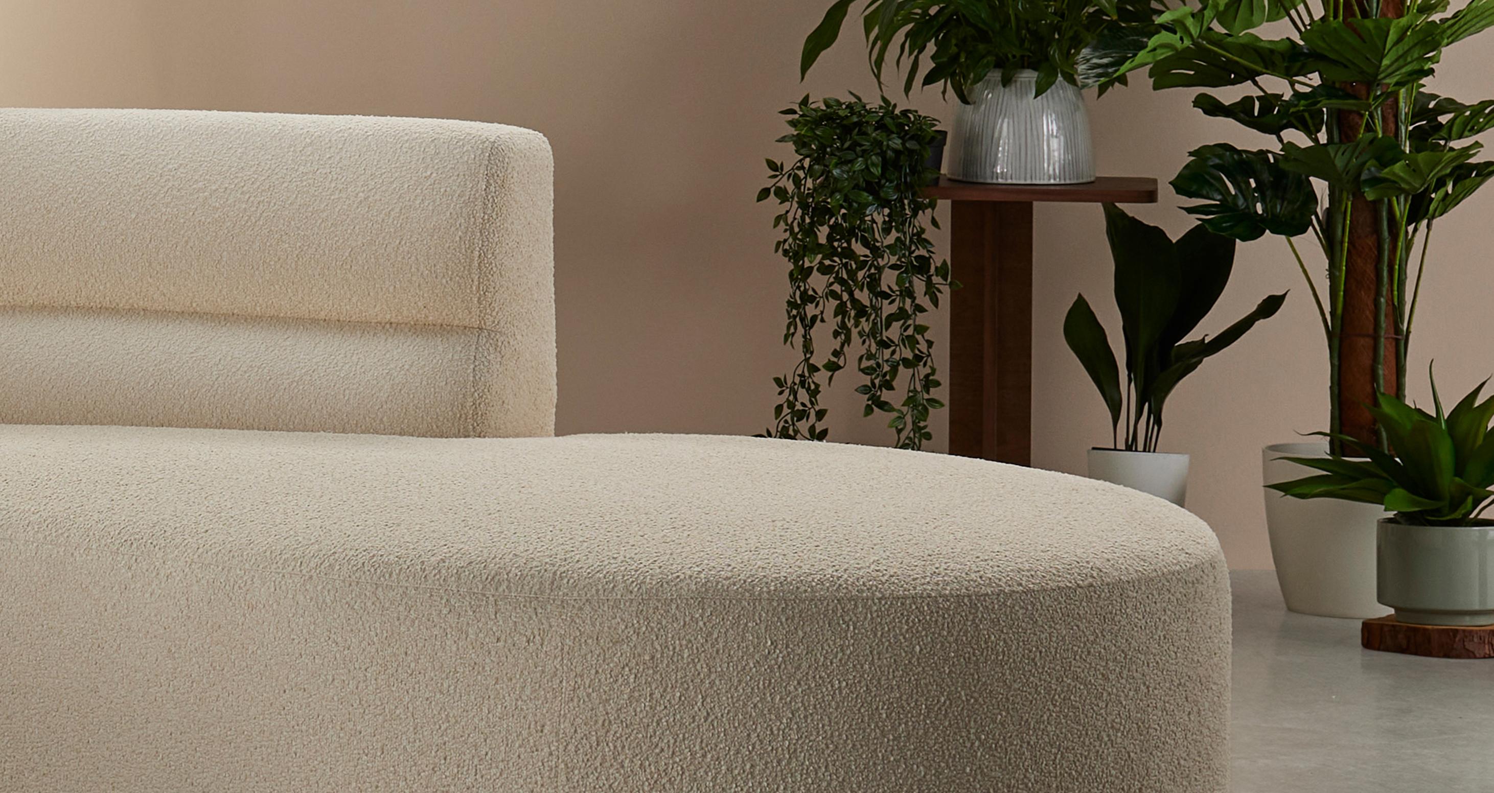ferrara_rh_bouclefabric_natural_view3