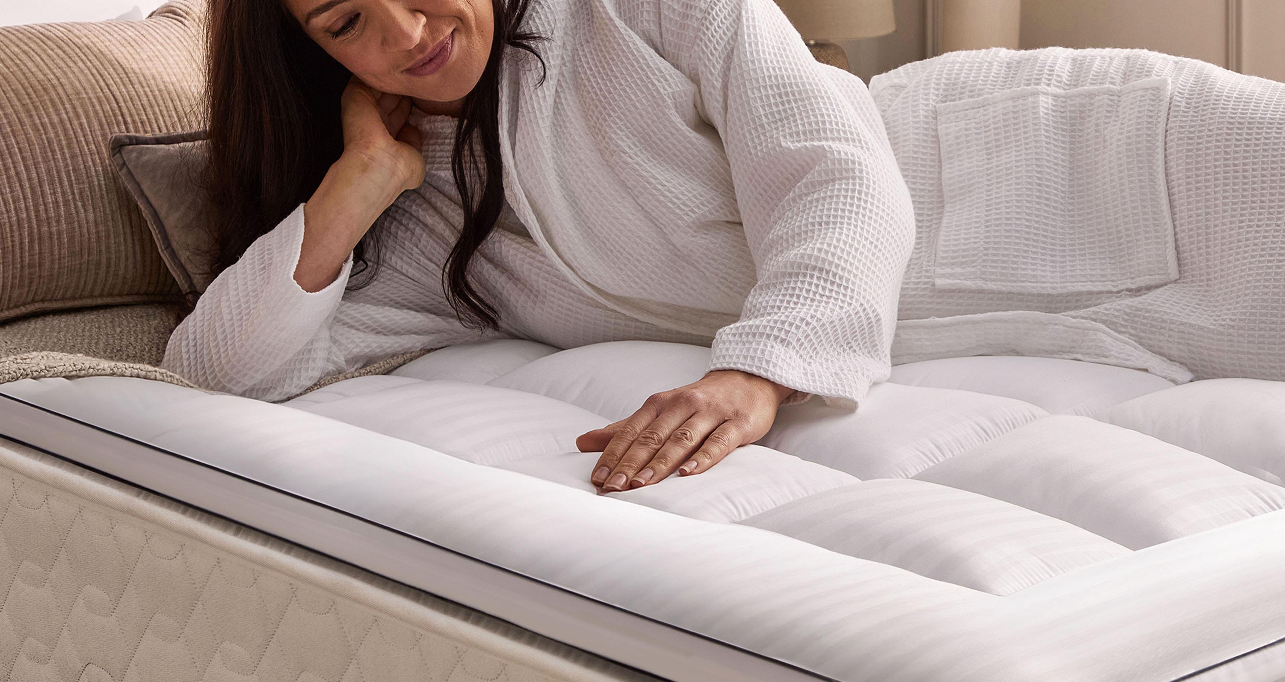 Hotel-collection King Size Supreme Mattress Topper in Hotel Top White