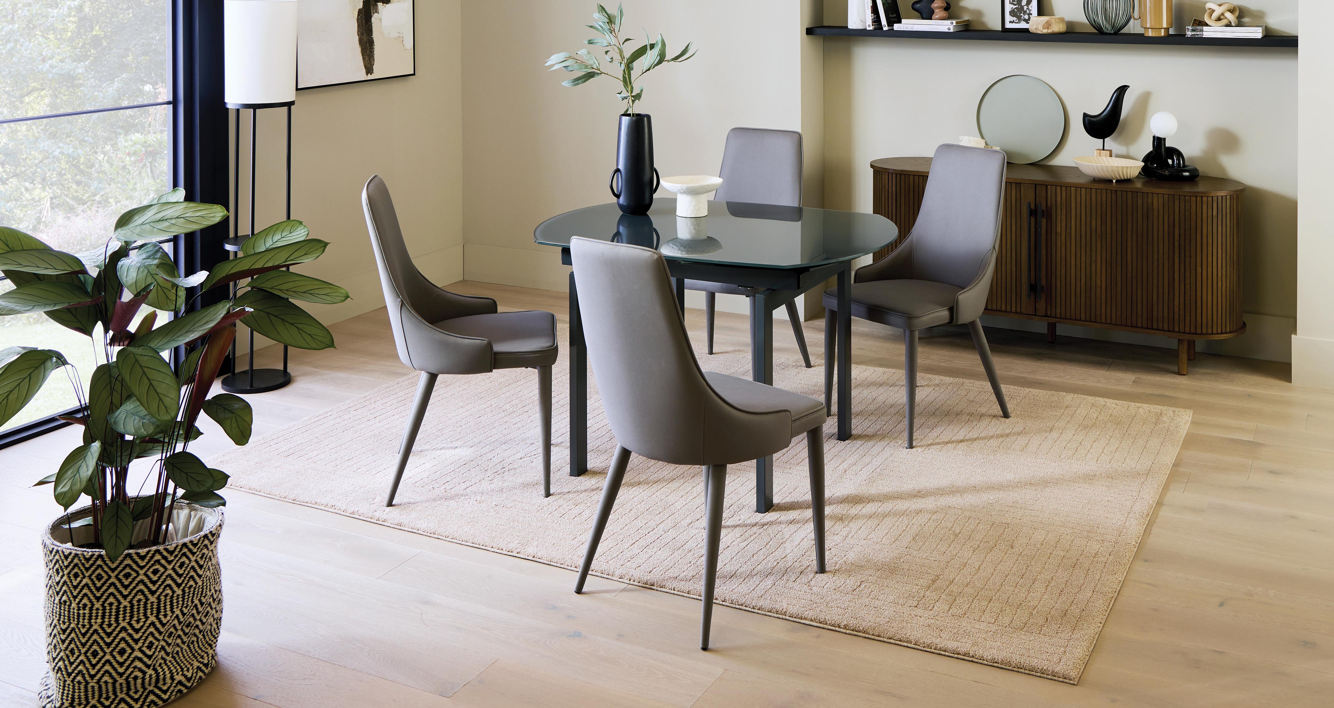 Insieme 4-6 Seater Dining Table & 4 Chairs in Insieme Grey
