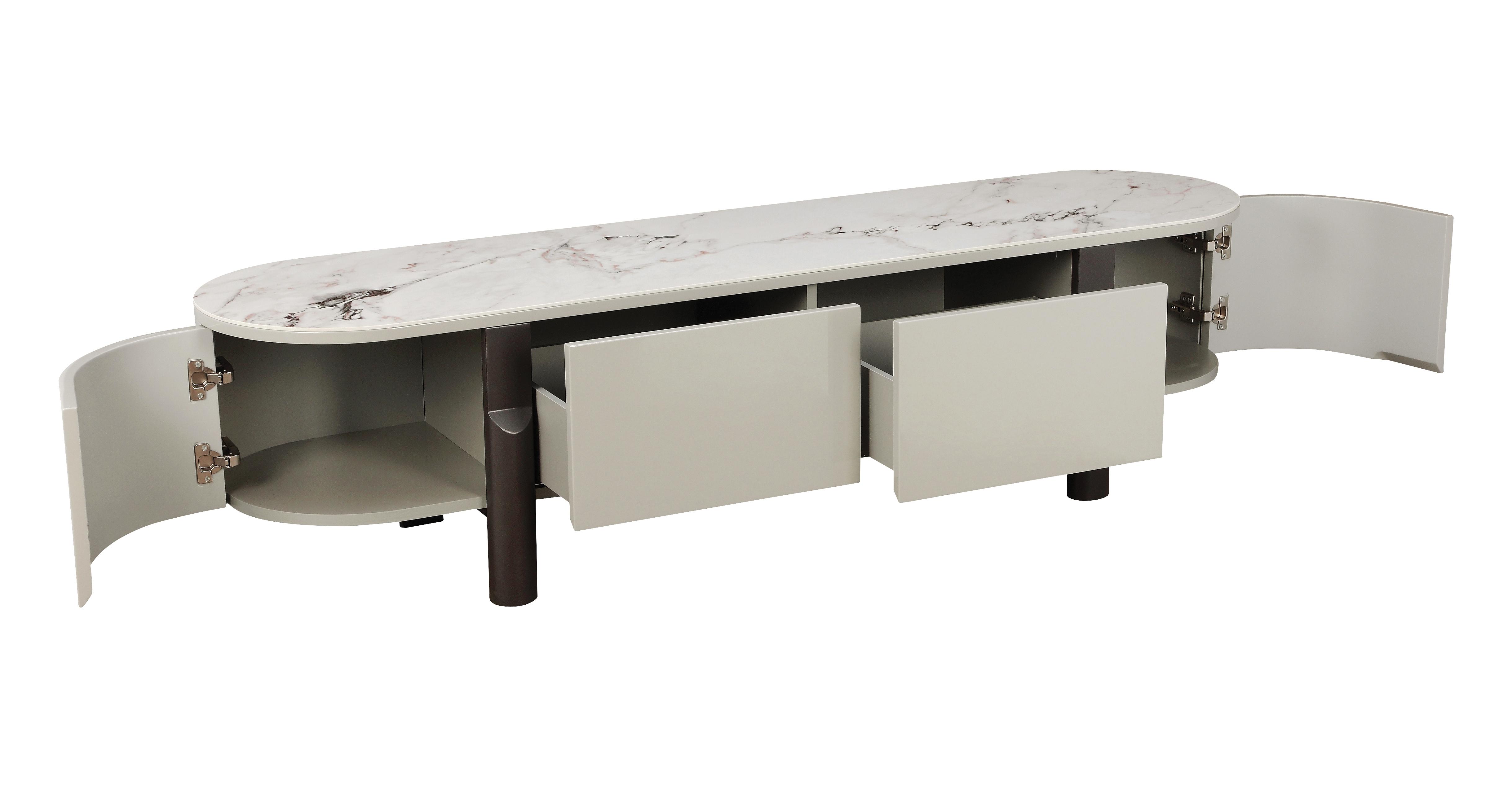lorea_qm_lorea_whiteandgrey_view3