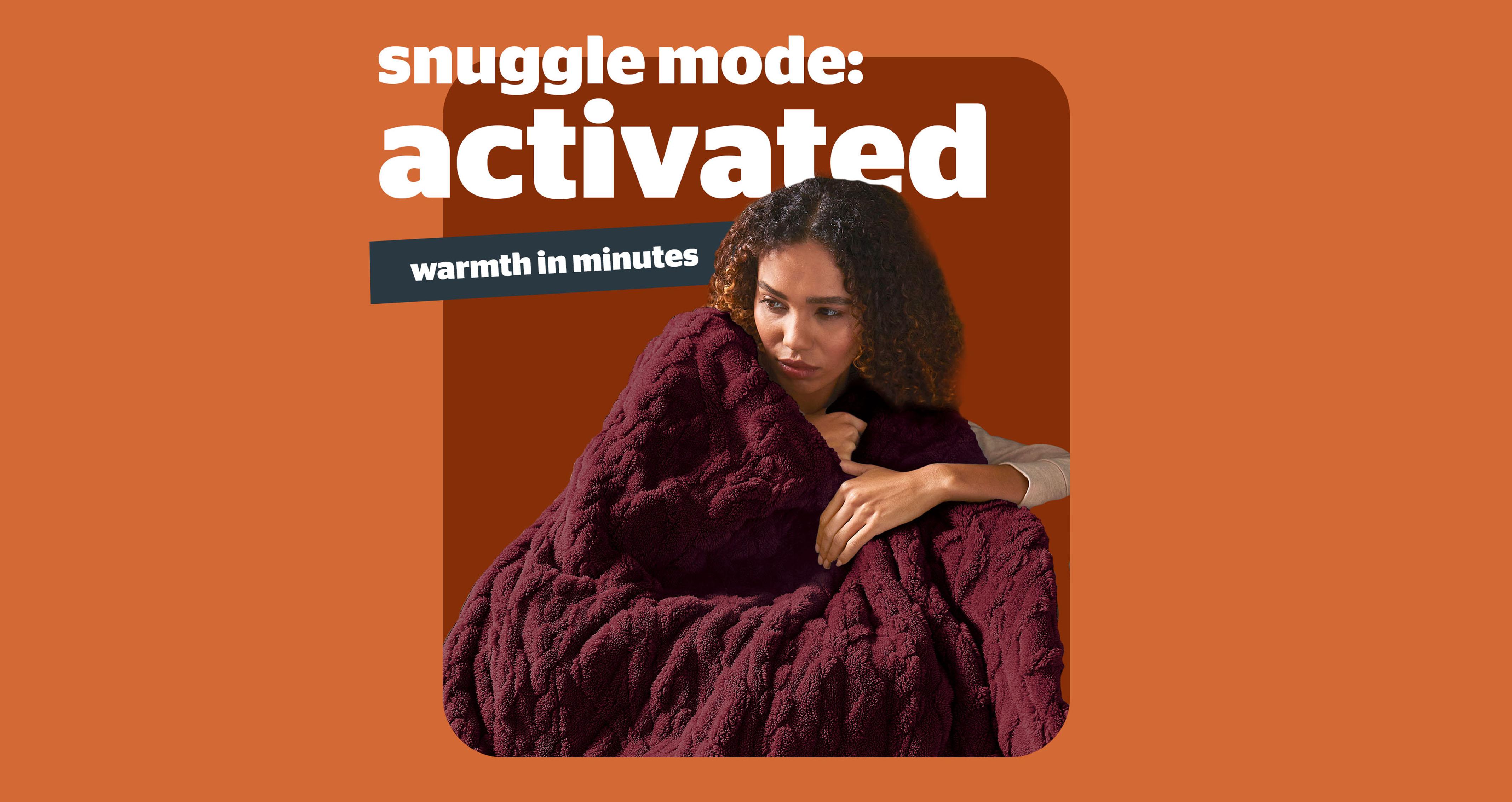 Luxury-super-cosy Silentnight Heated Throw in Luxury Super Cosy Berry Berry