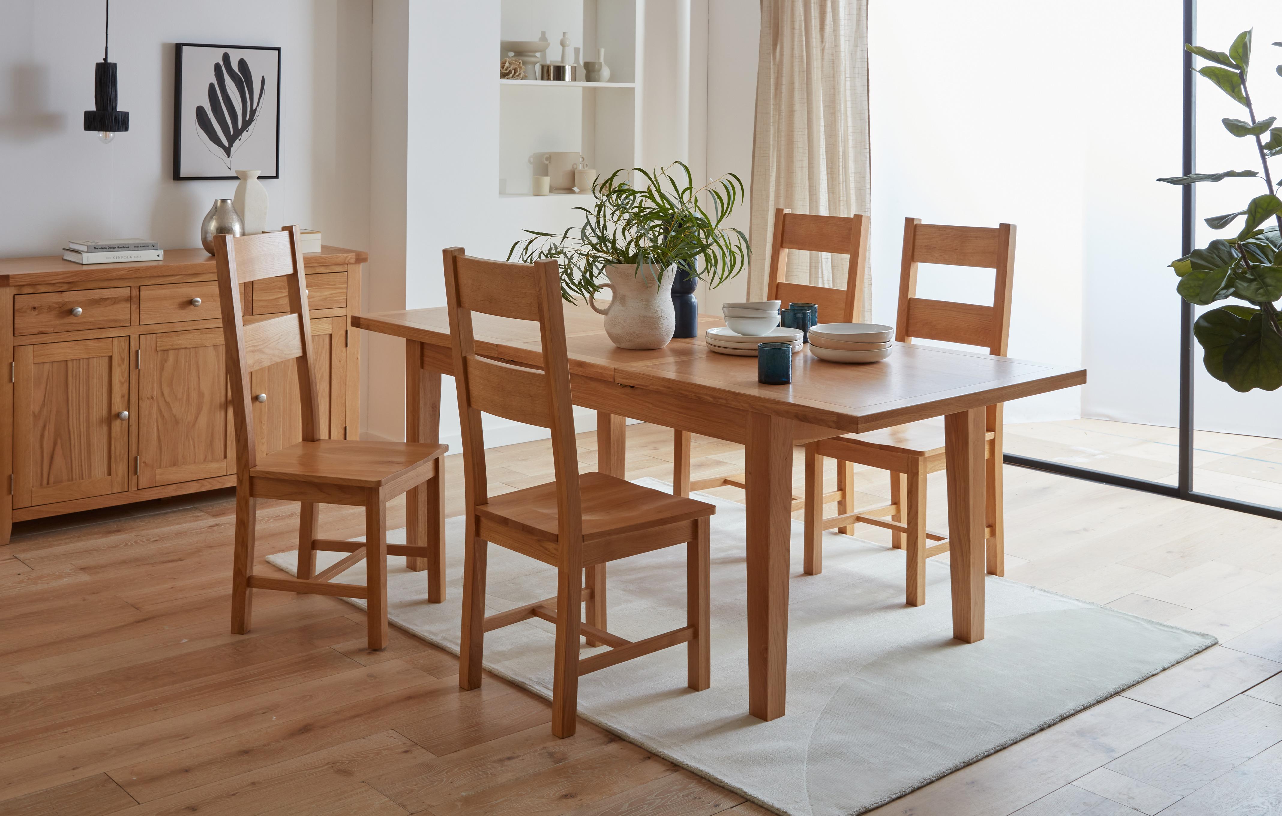 Dfs dining table and store 4 chairs