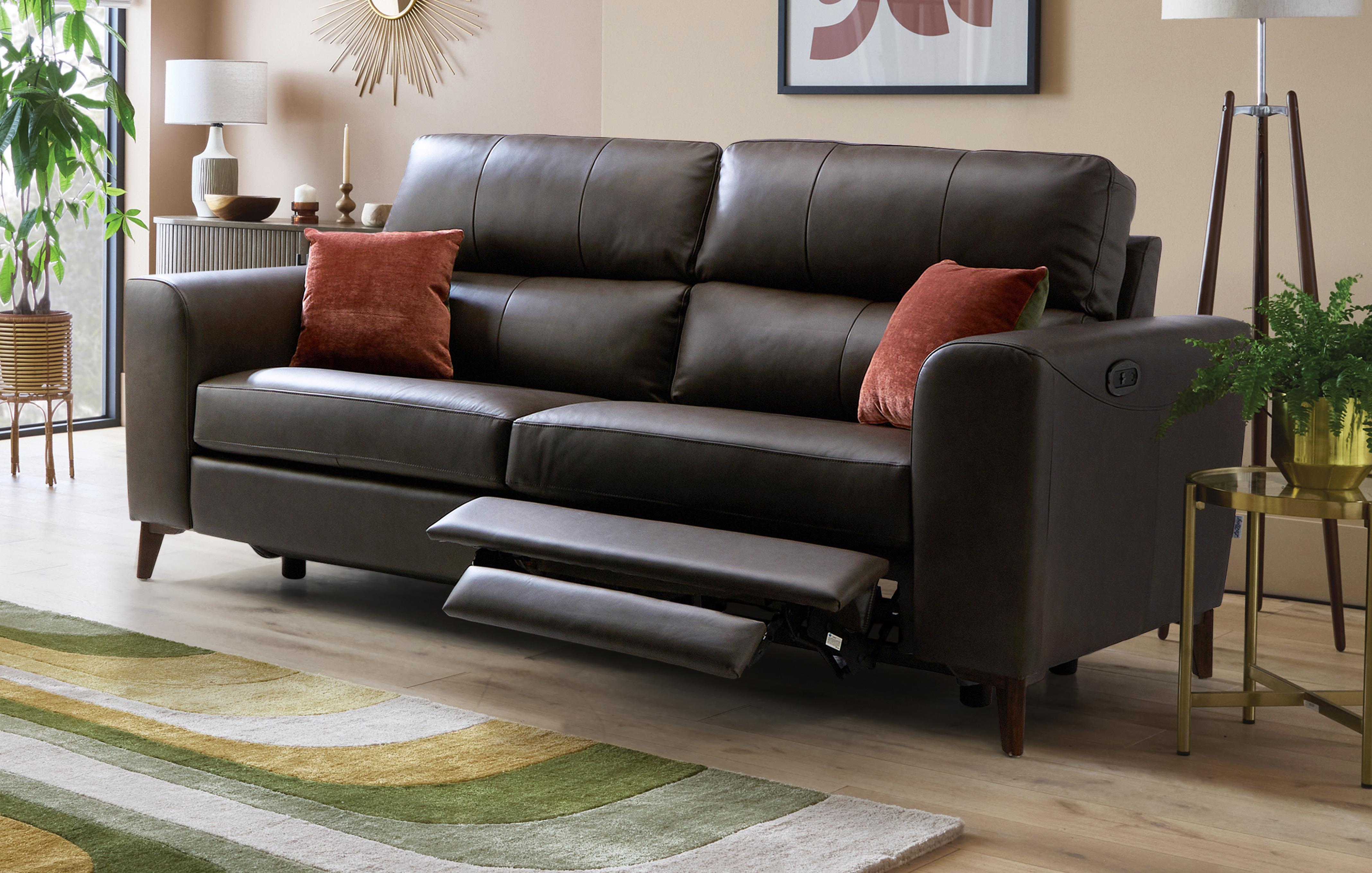 3 Seat Power Footrest