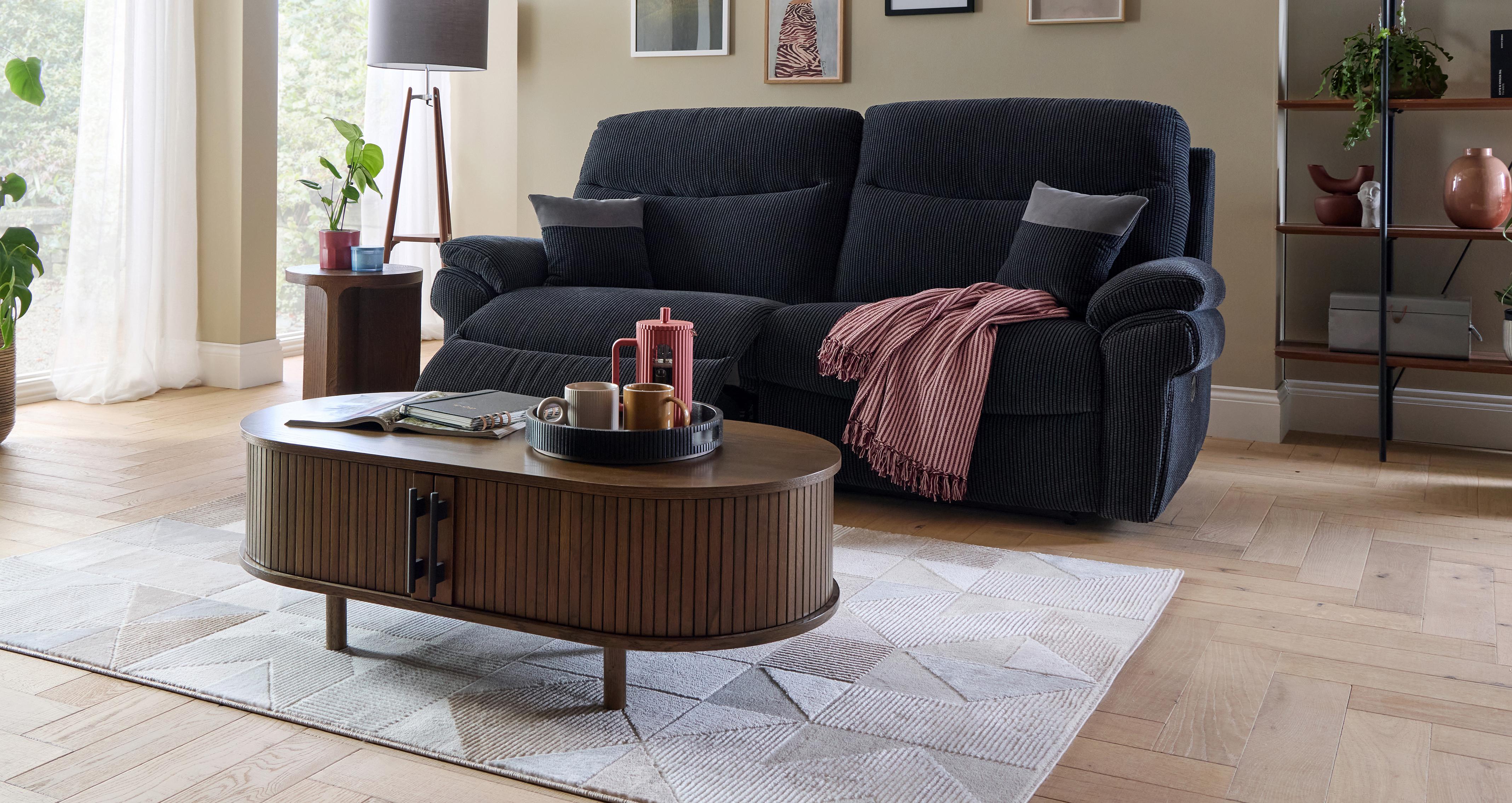 New-tamla-express Large Power Recliner Chair in Aspen Express Black