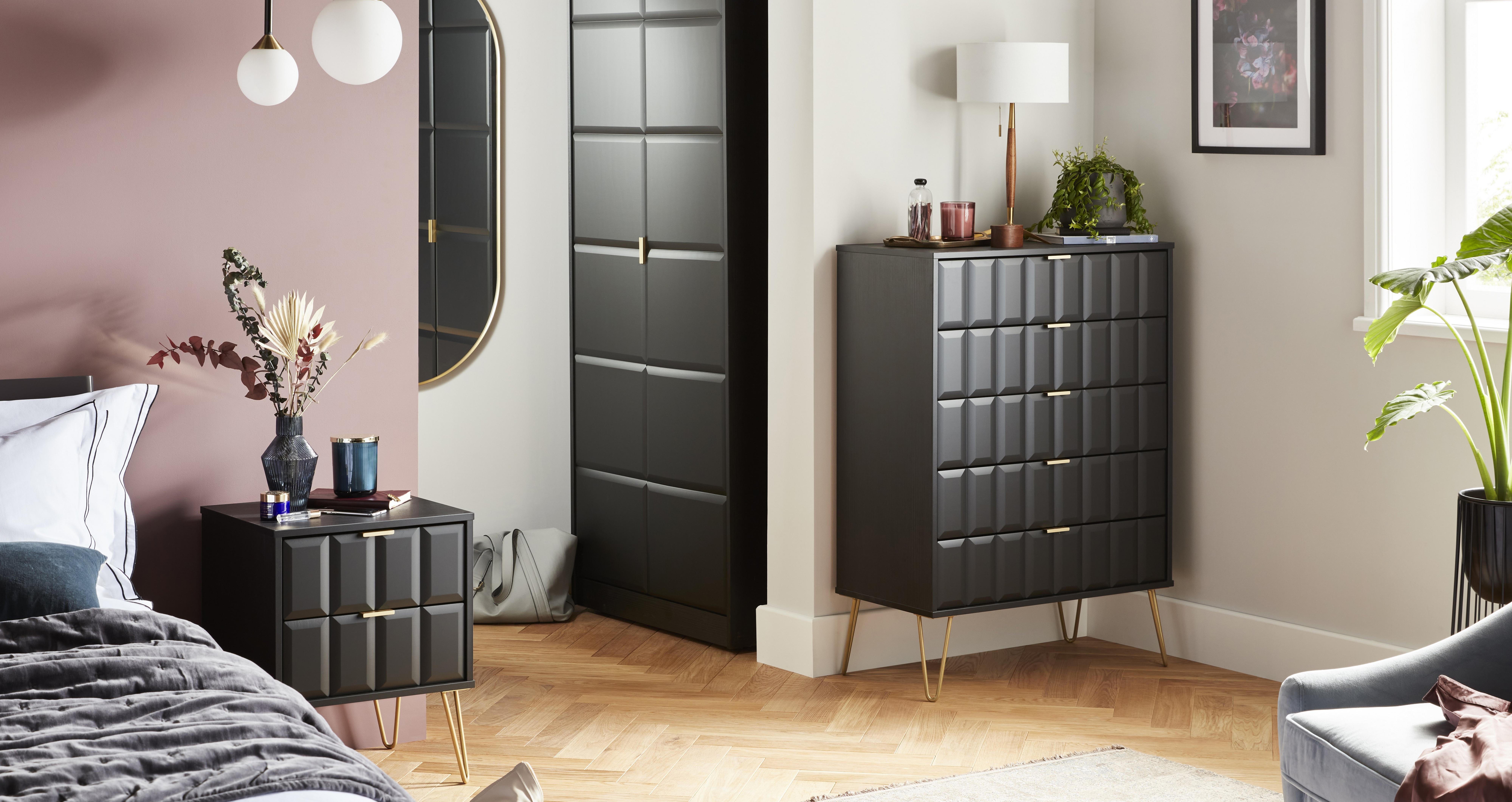 Rico Triple Wardrobe in Rico Black