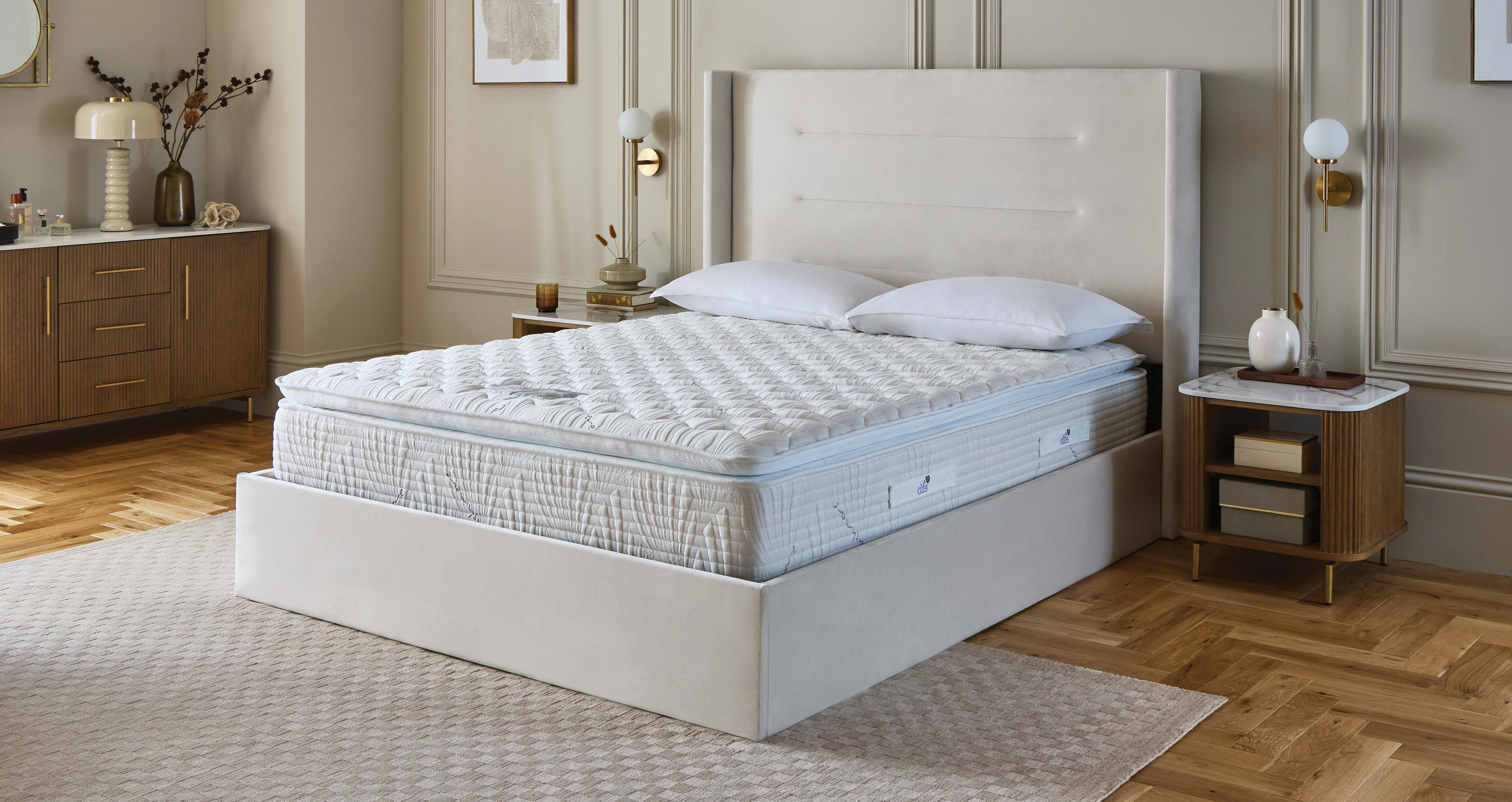 Rylee-mattress Small Double Pillowtop Mattress in Rylee Mattress White