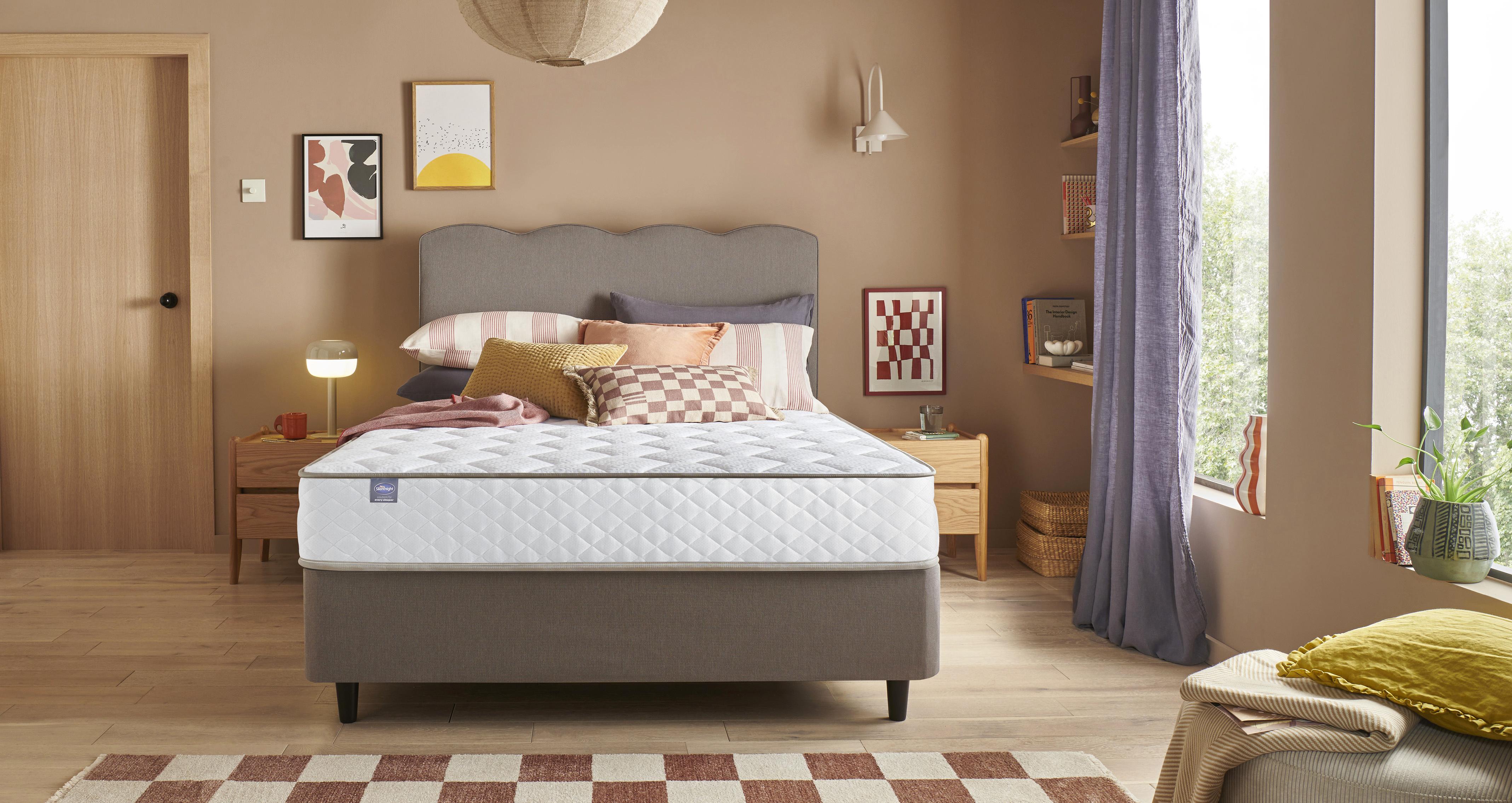 silentnight1000pocketmemorymattress_me_silentnightmattress_white_view3
