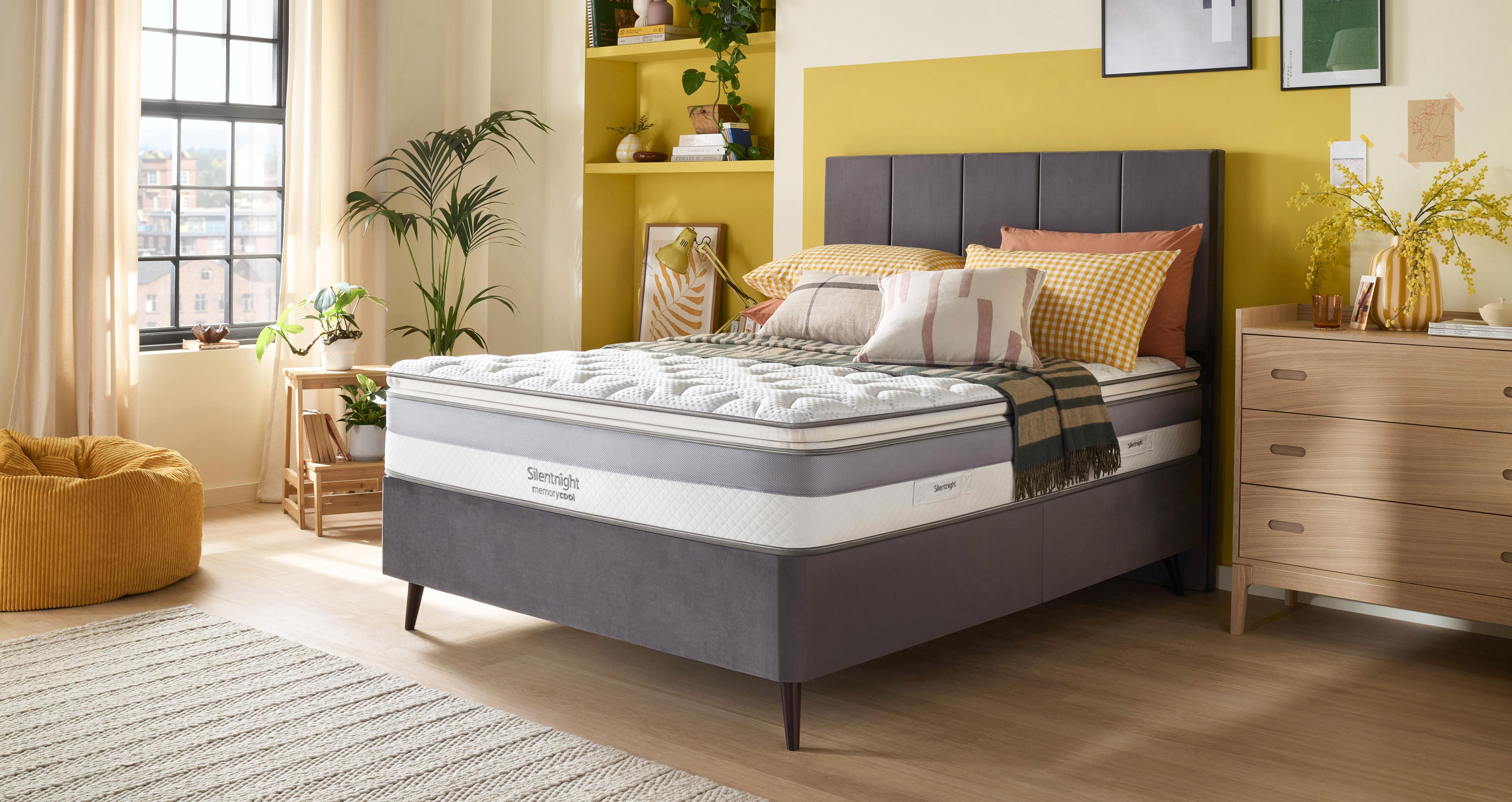 silentnight2000pocketmemorycoolpillowtopmattress_me_viewroomset