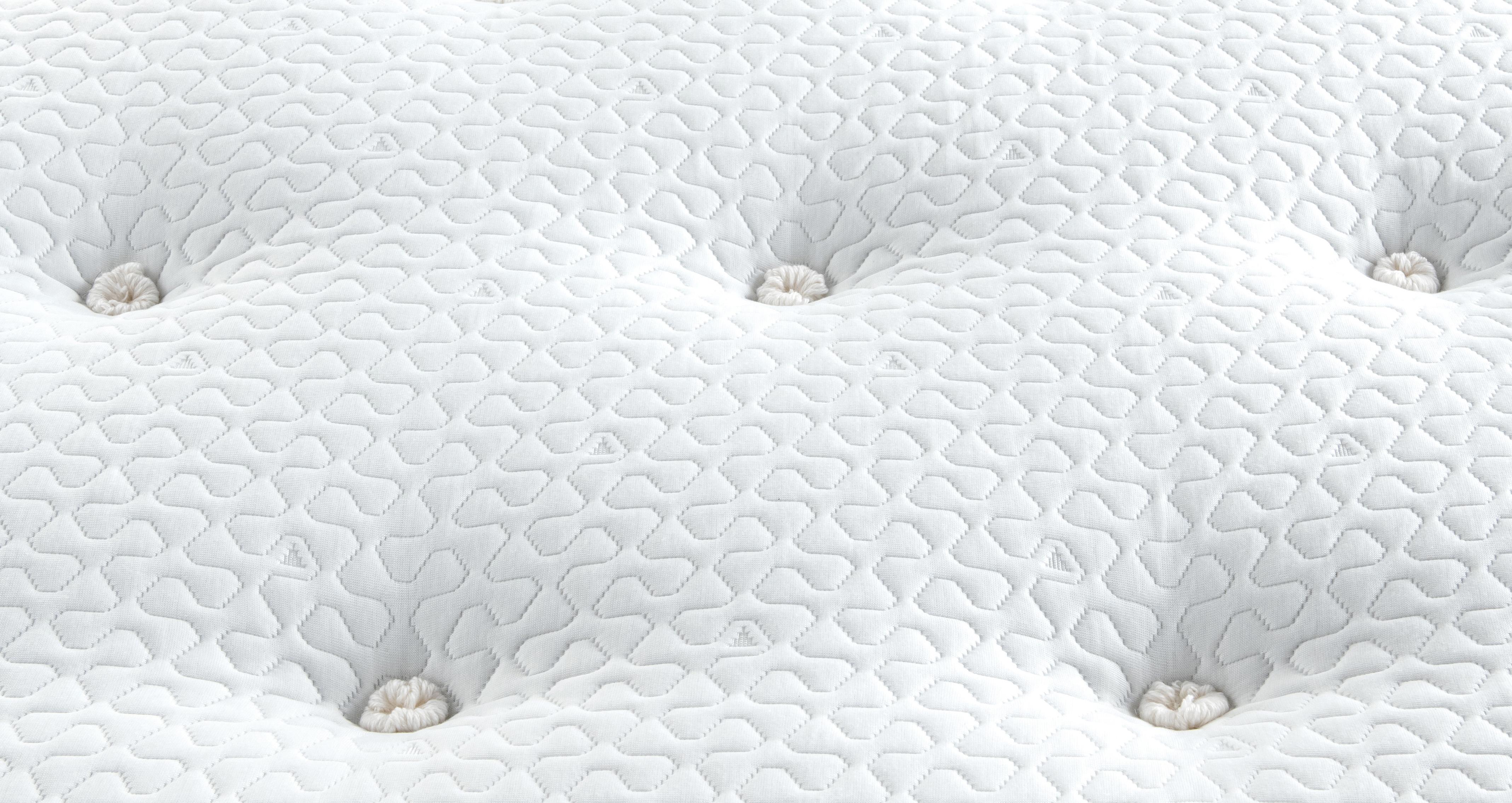 Silentnight-2000-pocket-ultragel-boxtop-mattress King (5 ft) Mattress in Silentnight Mattress White