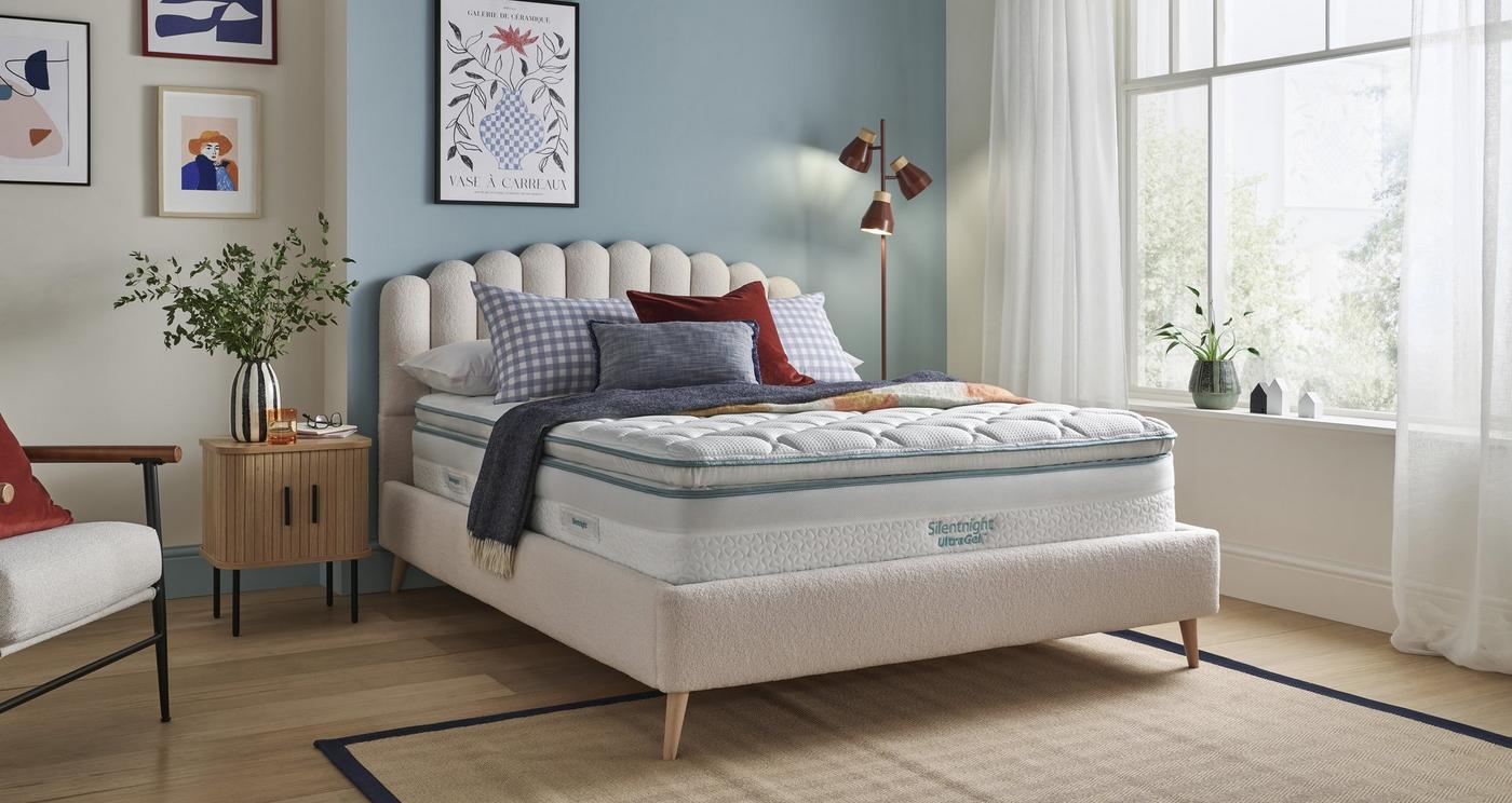Double (4 ft 6) Mattress view 2