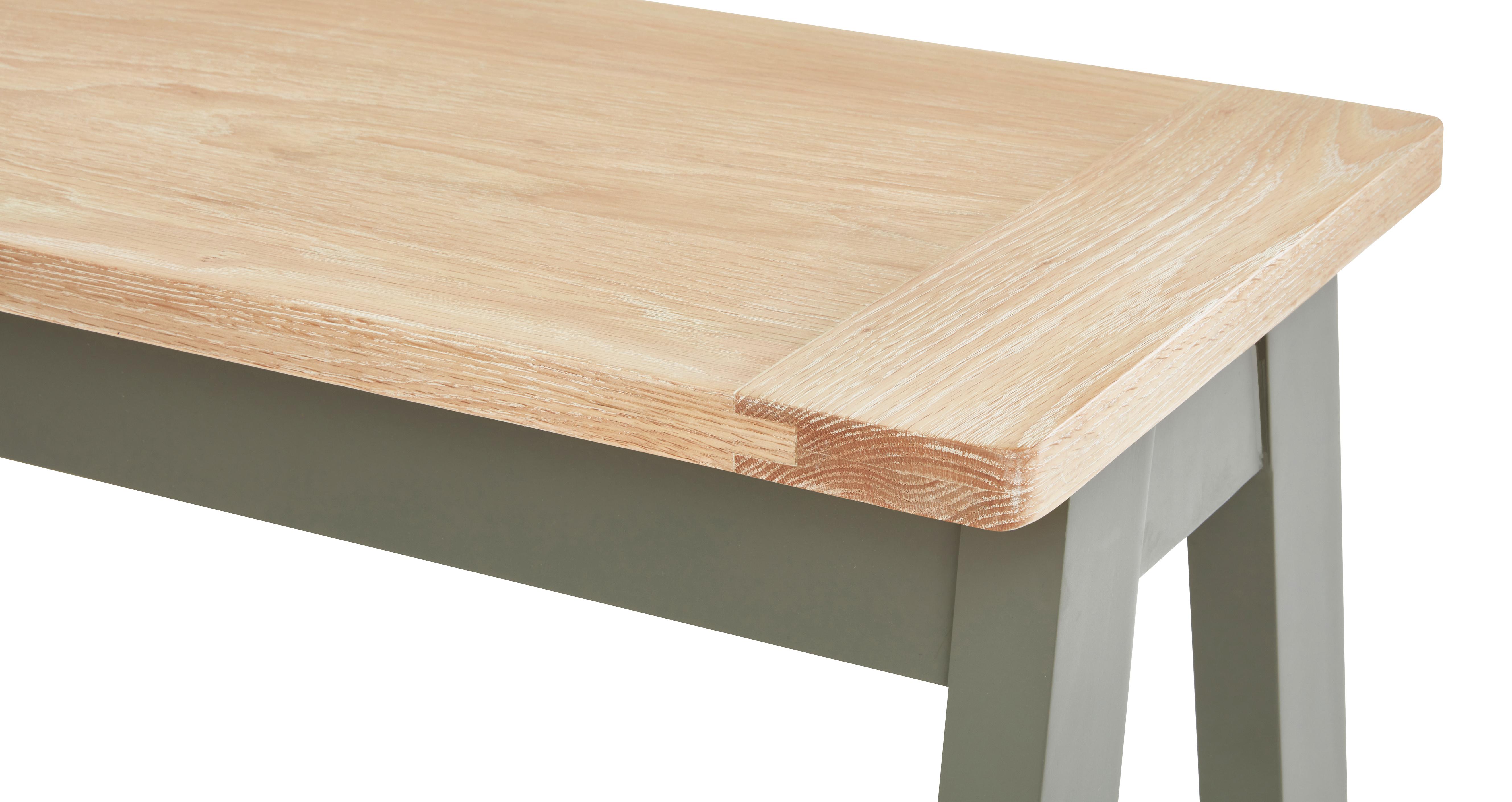 sloane_fm_sloane_oak_view4