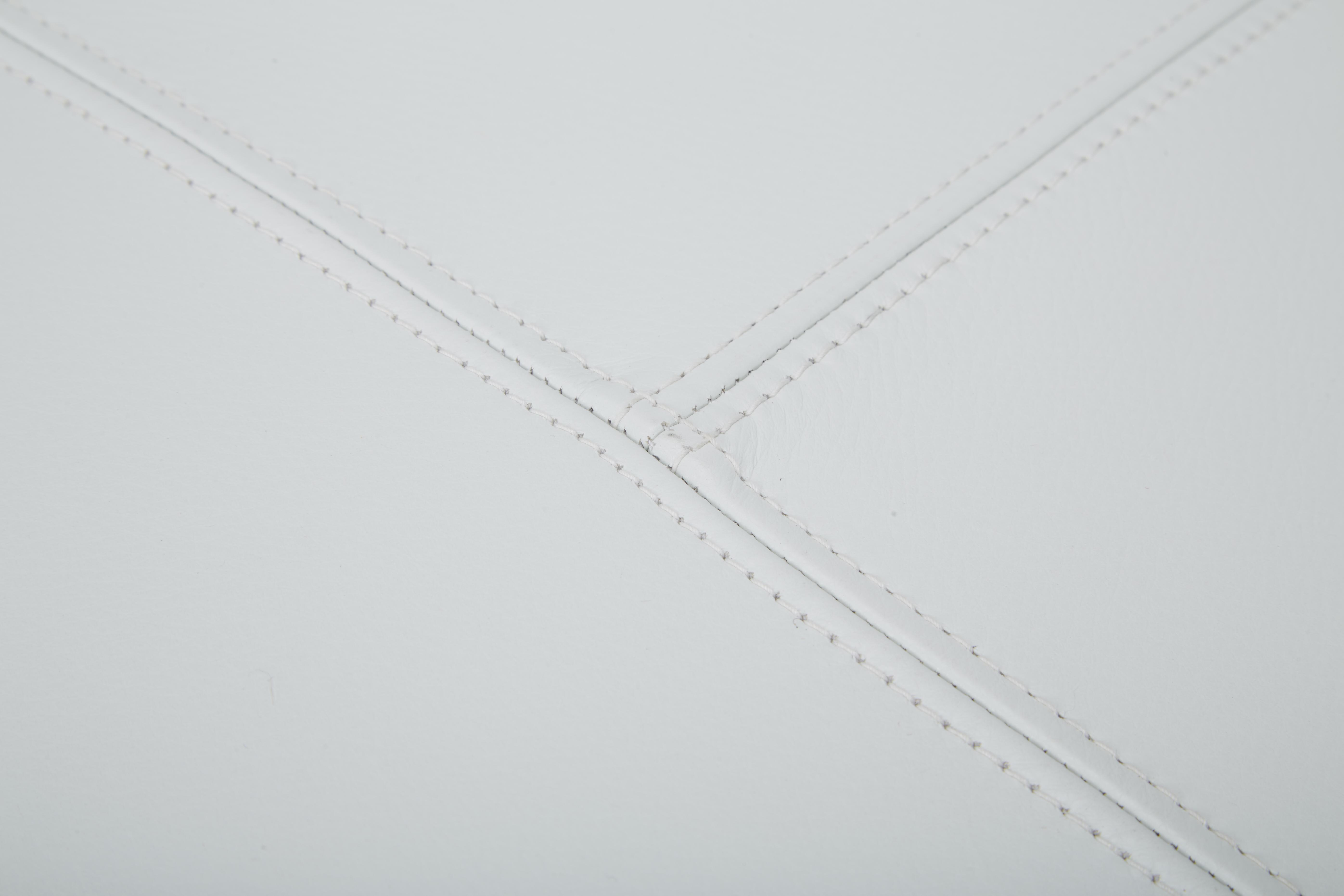 sophialeather_3a_sophialeather_pearlcombination_view6