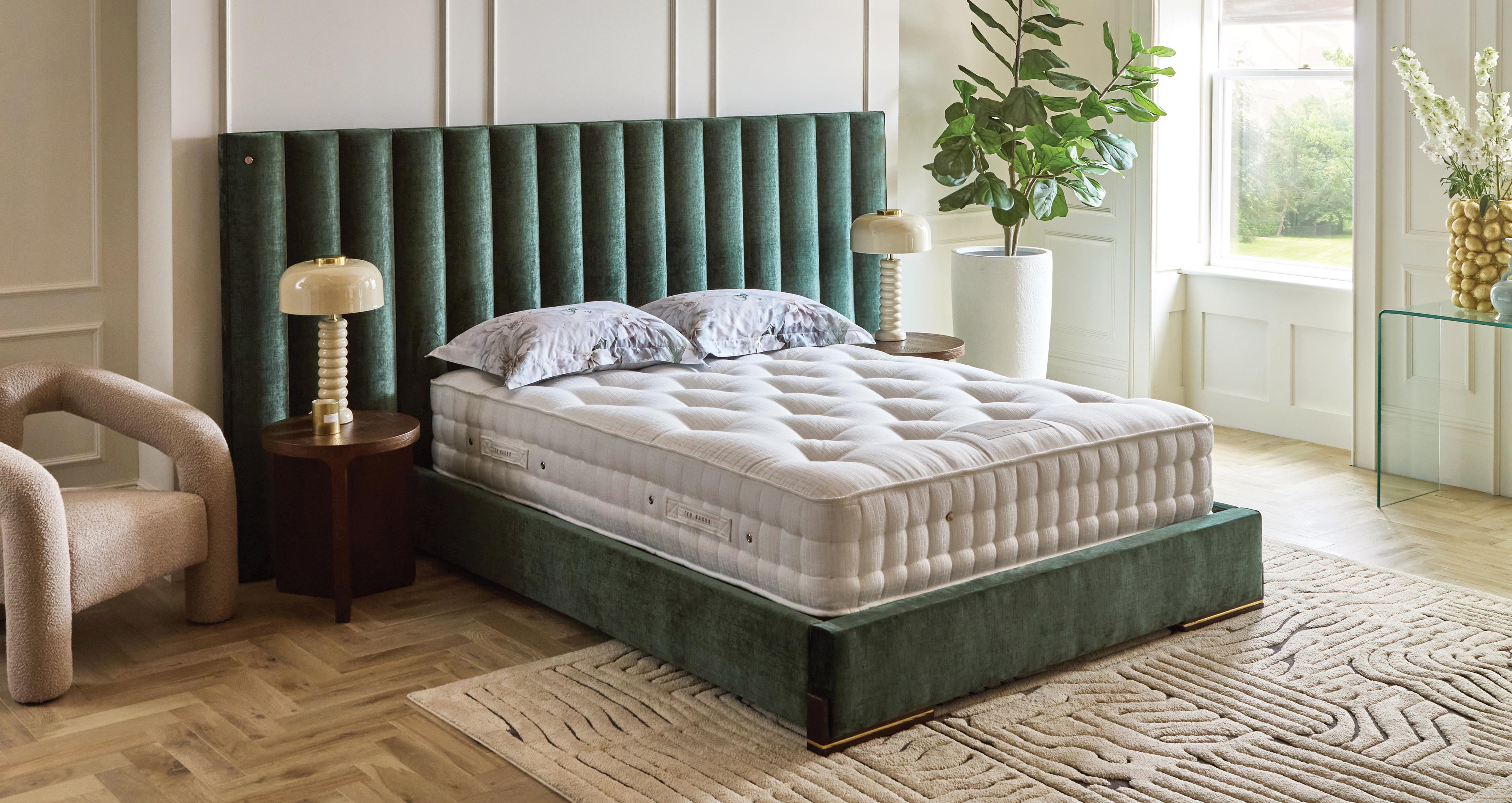superiornatural3000hybridcomfortmattress_md_viewroomset