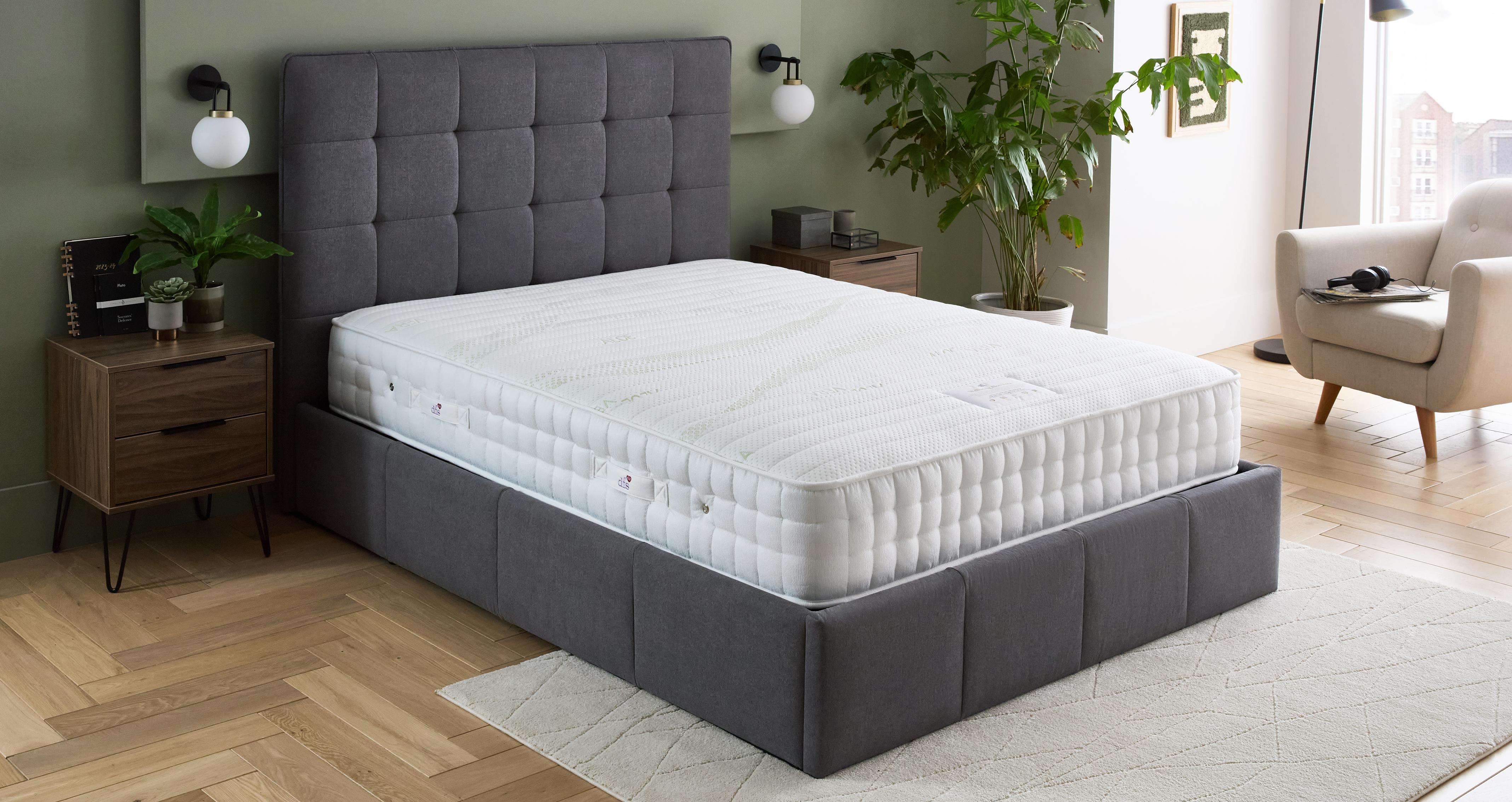 Wellbeing-aloe-vera-mattress Double (4 ft 6) Mattress in Wellbeing Aloe Vera White
